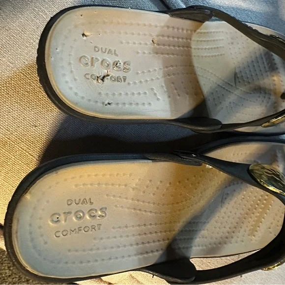 Crocs - Picture 3 of 4